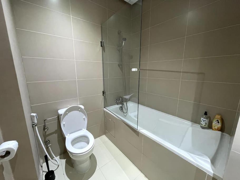 5 Star Near Airport Appartement *