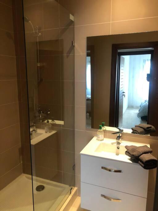 5 Star Near Airport Appartement Nouaceur